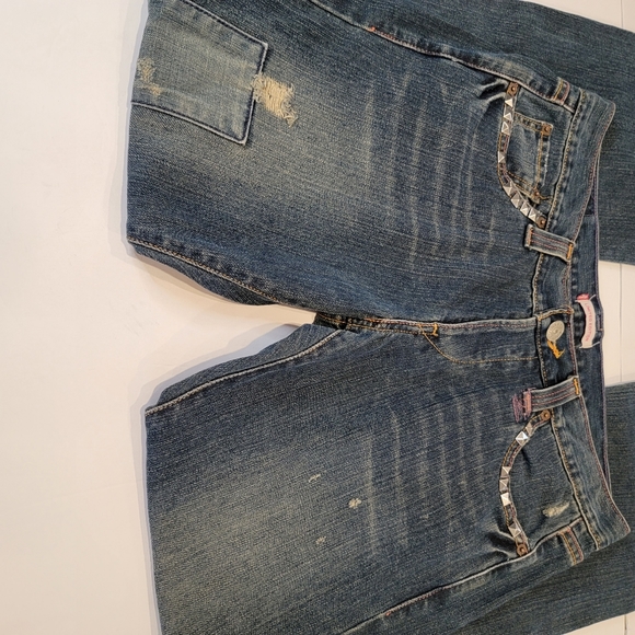 Levi's Limited Edition Distressed Patched Embroidered Boot Cut Jean  Size 9 (34) - Picture 10 of 17